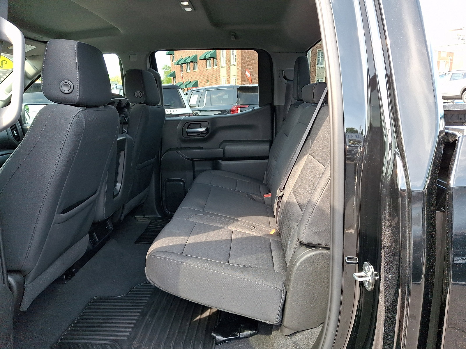 Certified 2022 Chevrolet Silverado 1500 Custom AWD/4WD image 11