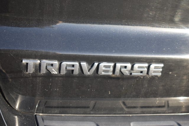 Used 2017 Chevrolet Traverse LT w/ Style and Technology Package FWD image 13