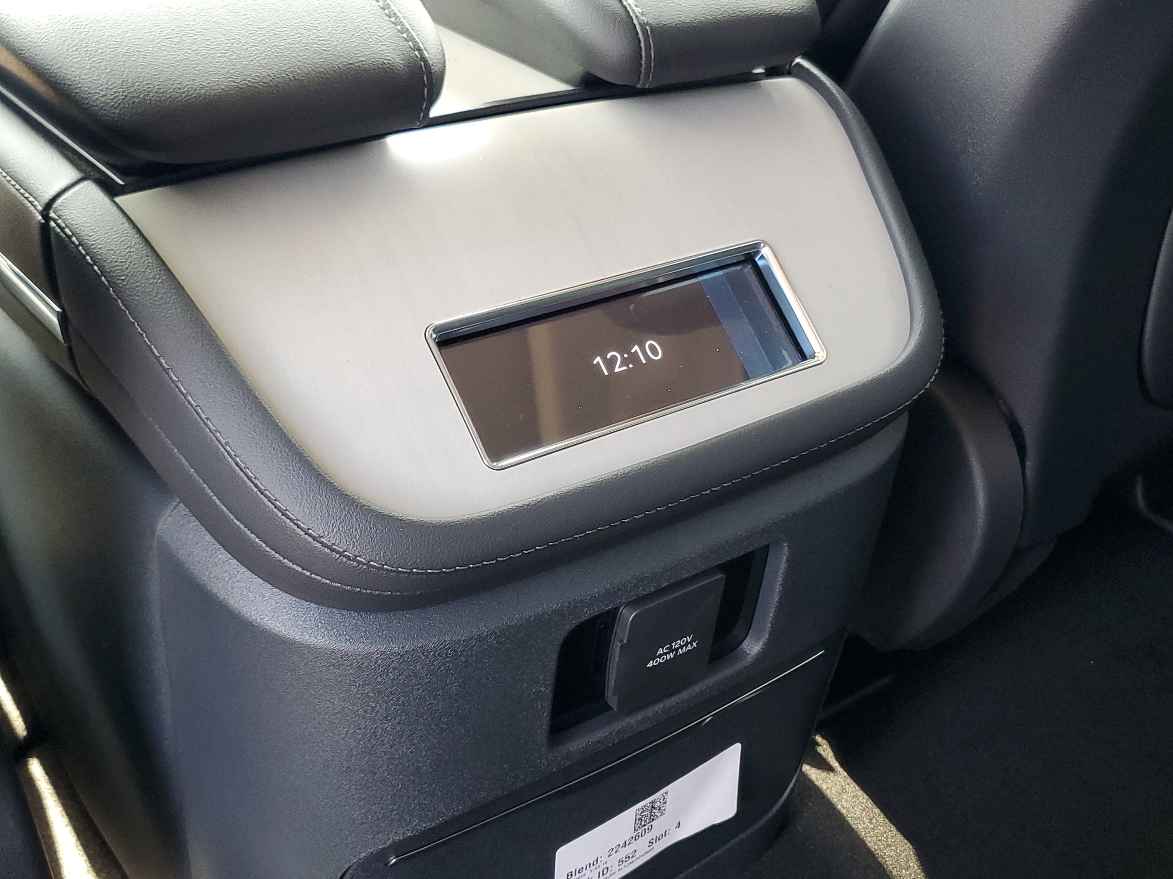 New 2027 Lincoln Navigator Reserve AWD/4WD image 30