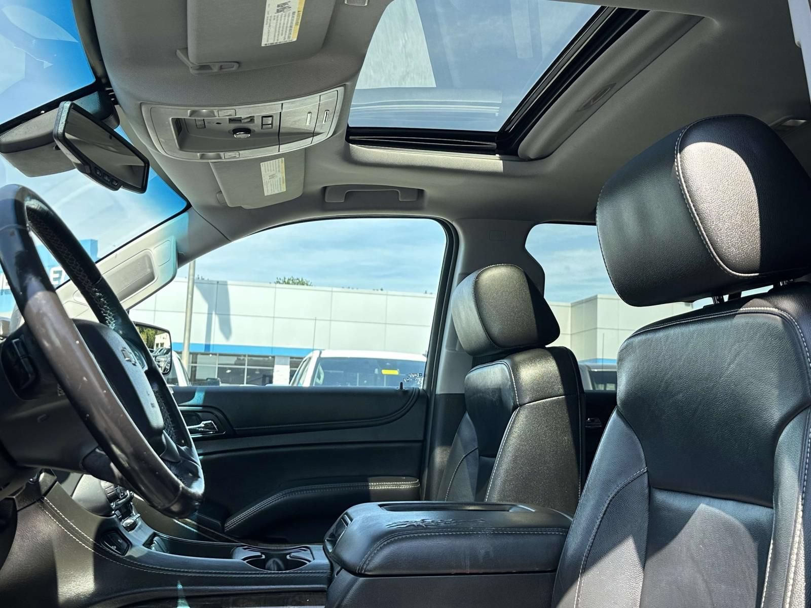 Certified 2020 Chevrolet Tahoe LT w/ Luxury Package AWD/4WD image 23