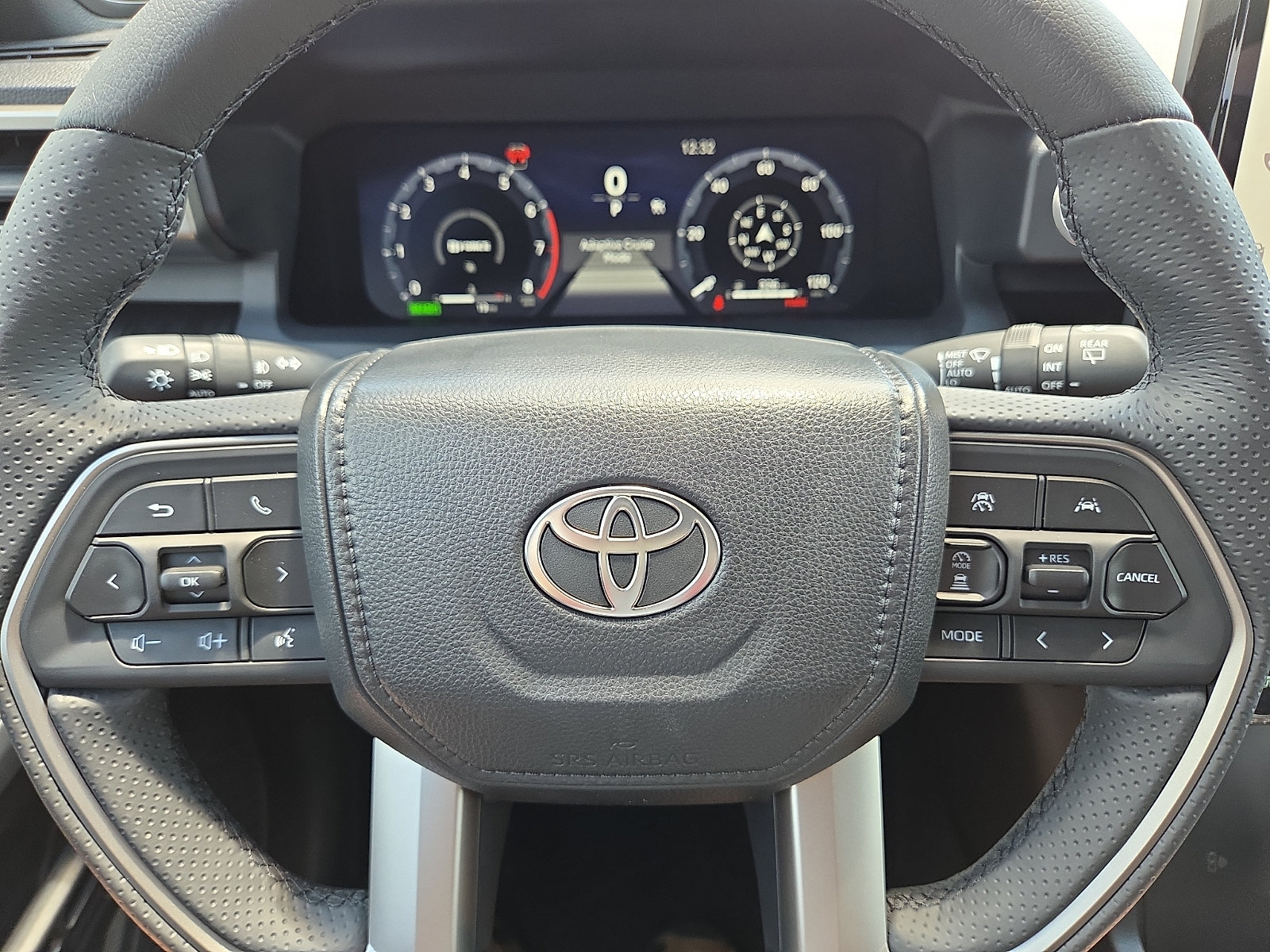 New 2026 Toyota 4Runner Platinum AWD/4WD image 14
