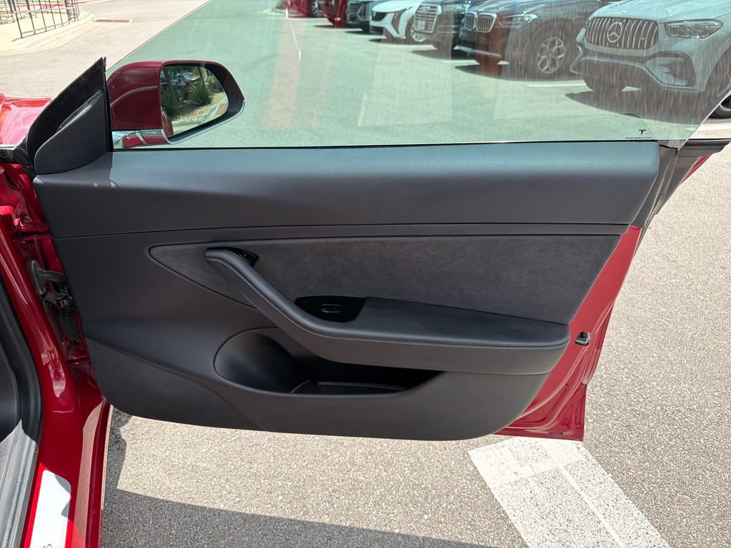 Used 2019 Tesla Model 3 Long Range RWD image 34
