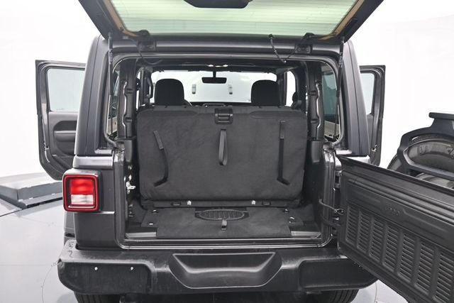 Used 2023 Jeep Wrangler Sport AWD/4WD image 15