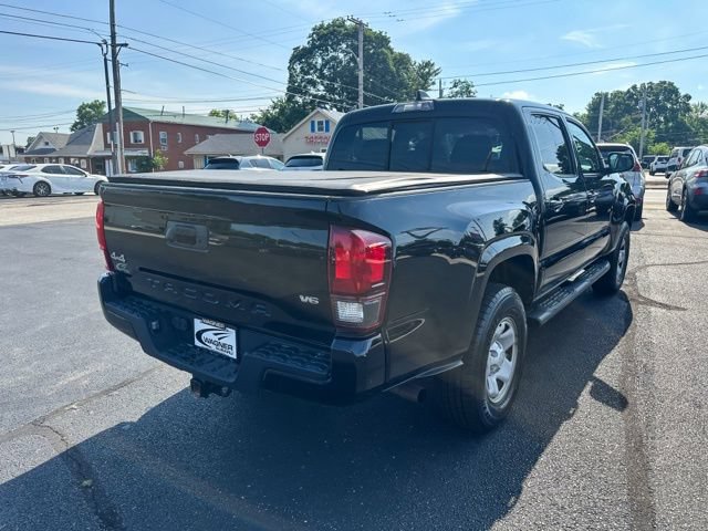 Used 2022 Toyota Tacoma SR AWD/4WD image 8