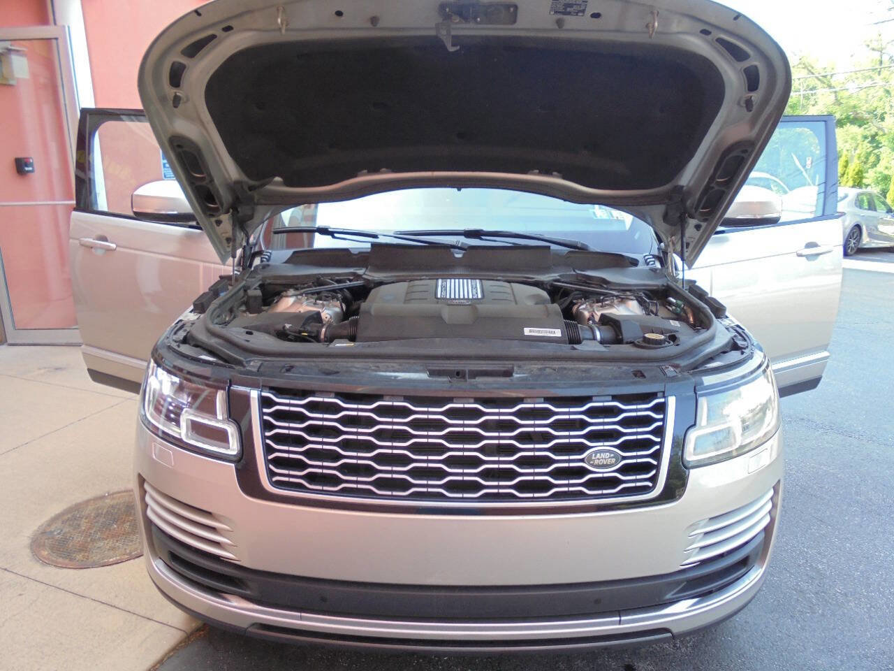 Used 2019 Land Rover Range Rover HSE AWD/4WD image 34