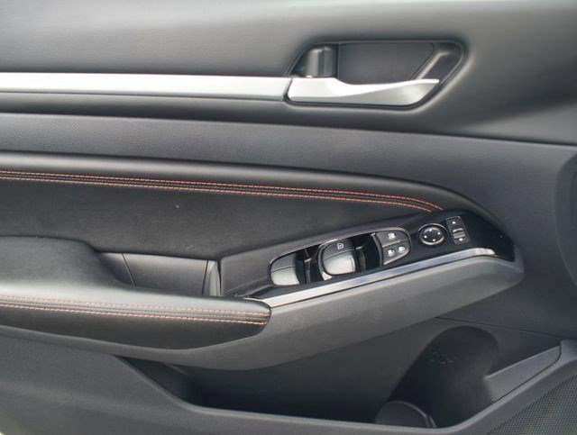 Used 2023 Nissan Altima 2.5 SR image 26