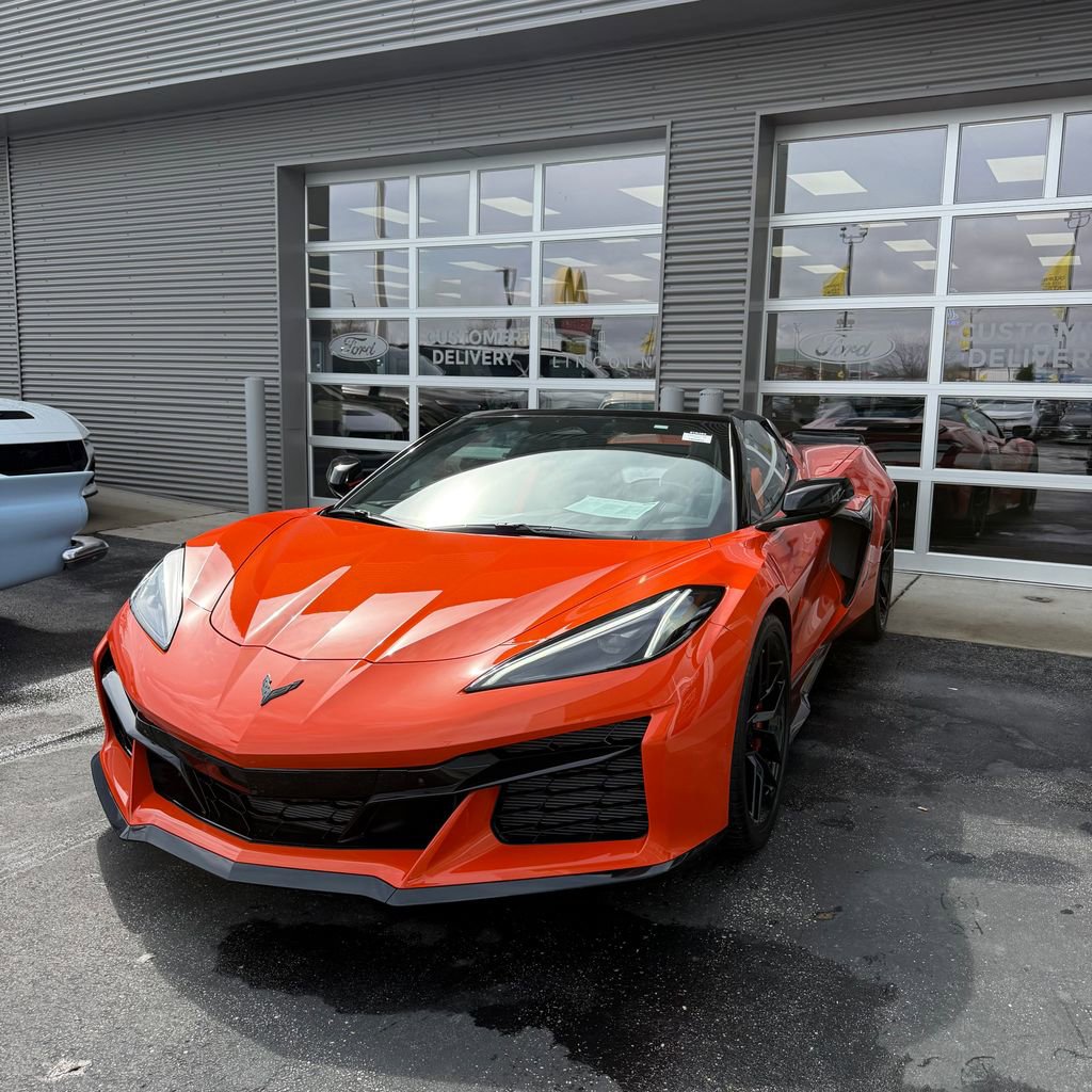 Used 2025 Chevrolet Corvette Z06 w/ Battery Protection Package RWD image 15