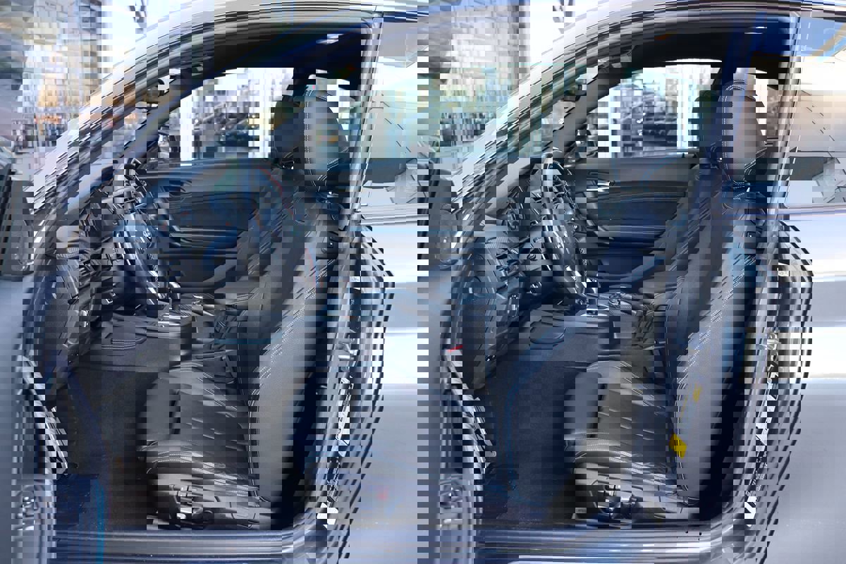 Used 2017 BMW M2 image 31