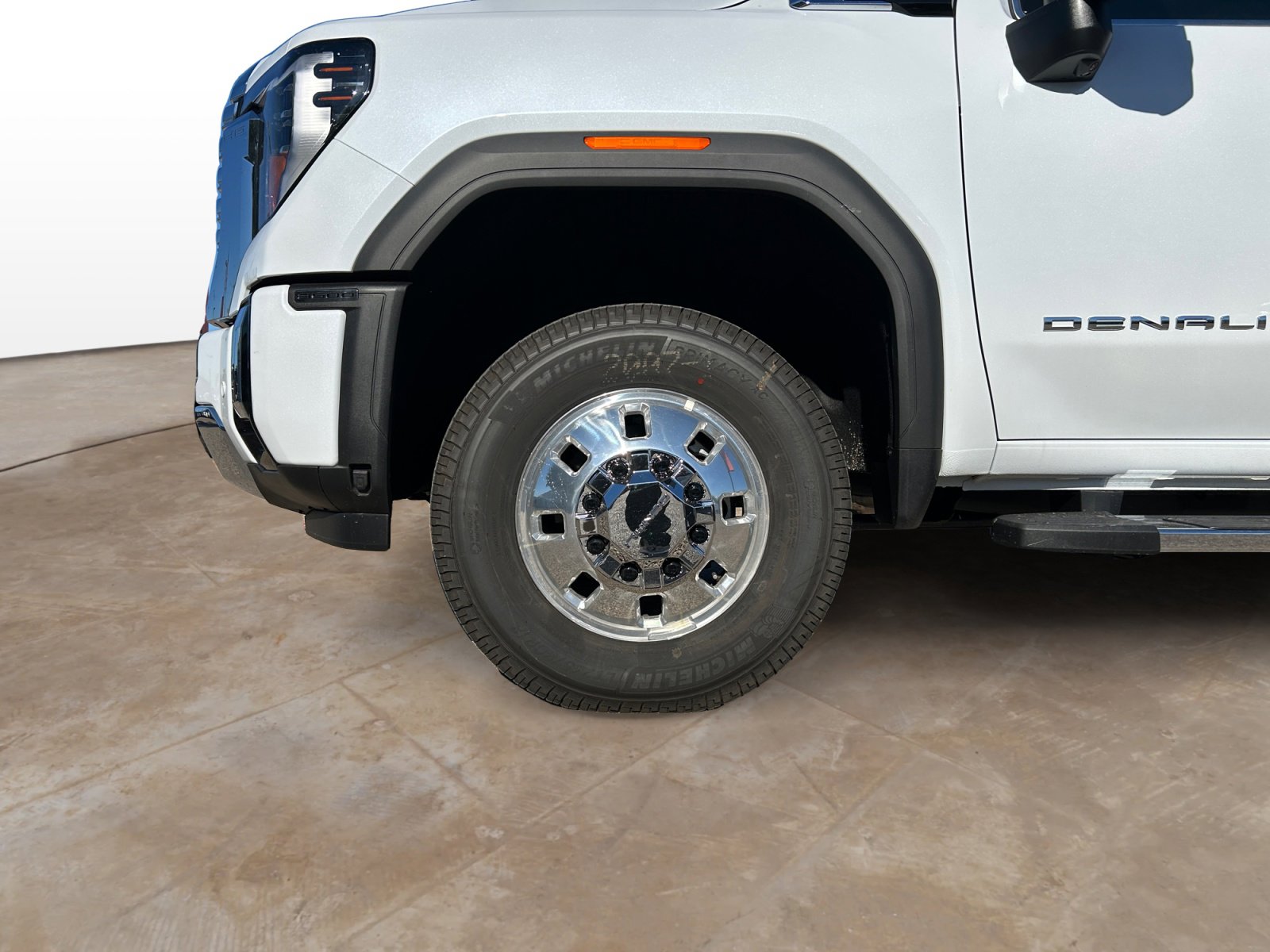 New 2026 GMC Sierra 3500 Denali w/ Denali Reserve Package image 30