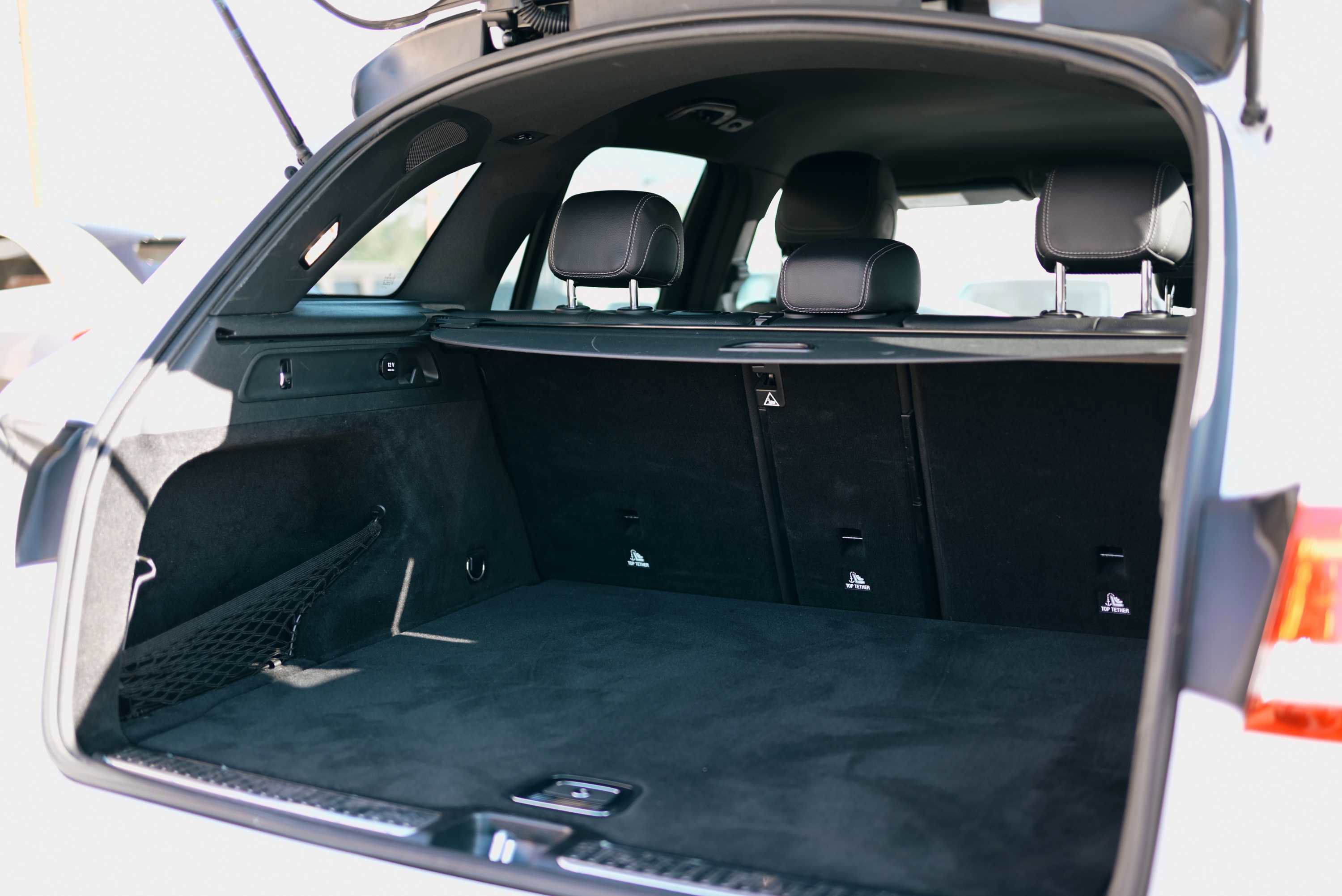 Used 2019 Mercedes-Benz GLC 300 w/ AMG Line image 12