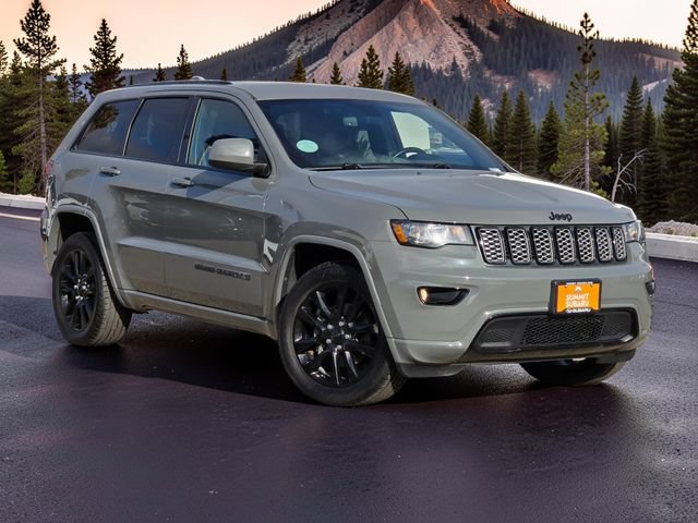 Used 2019 Jeep Grand Cherokee Altitude RWD image 2