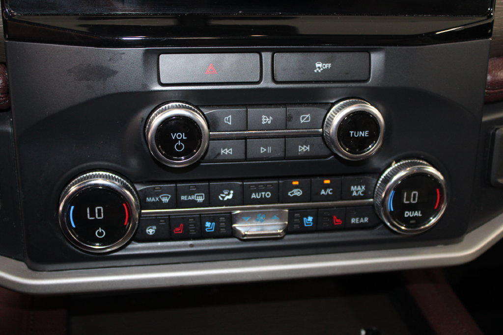 Used 2022 Ford Expedition Limited AWD/4WD image 45