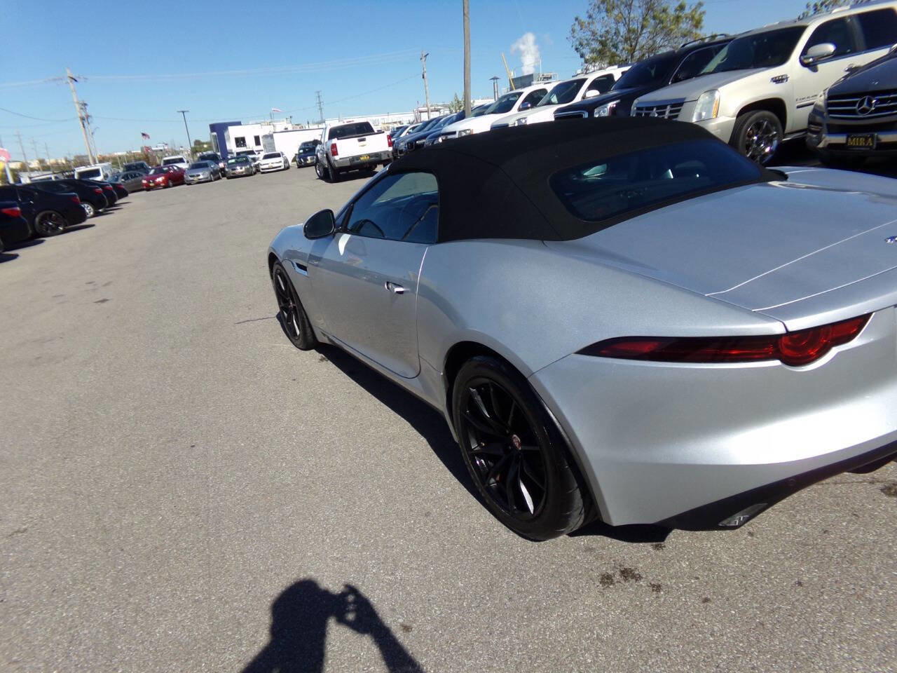 Used 2018 Jaguar F-TYPE Convertible image 34