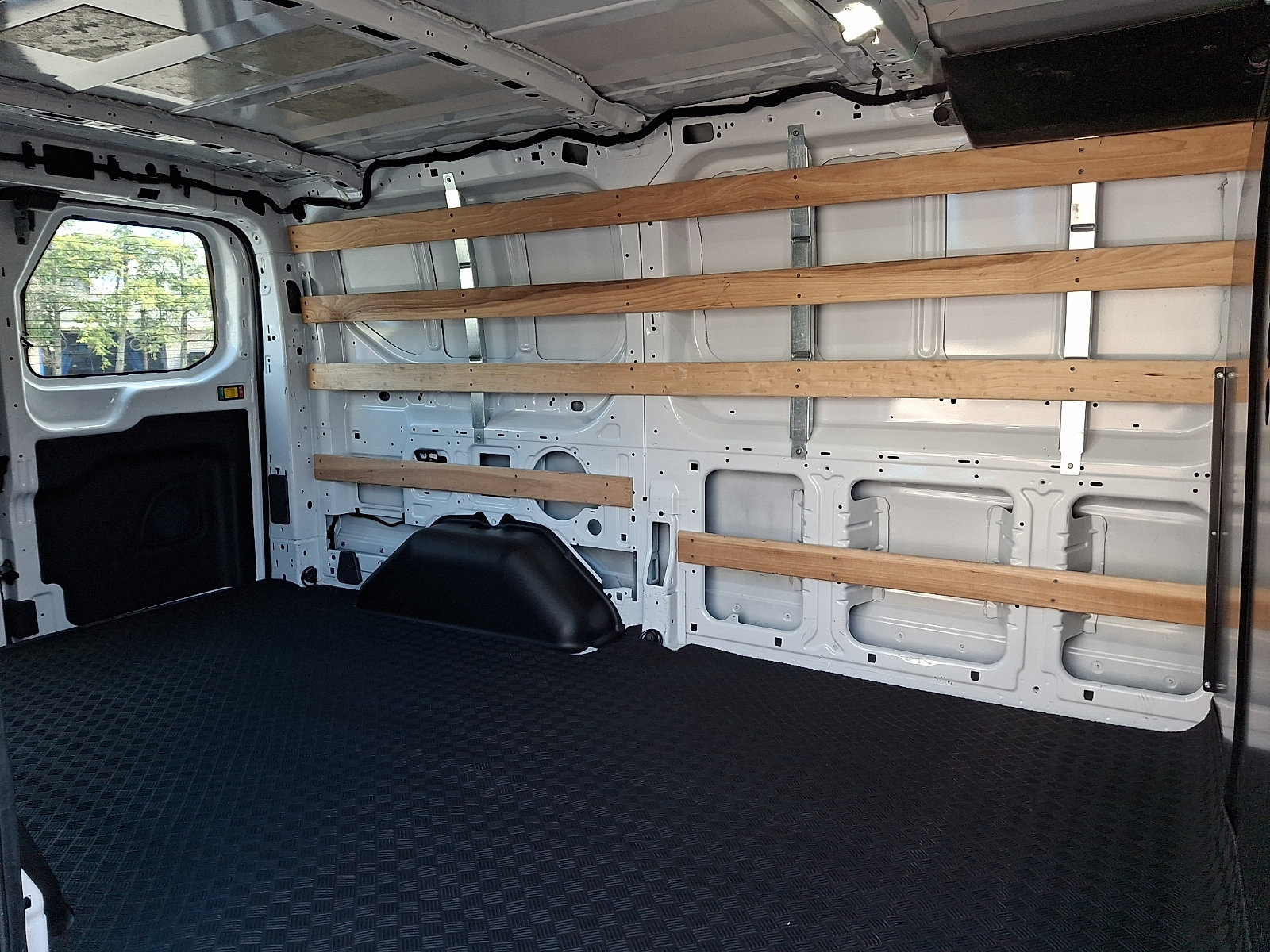 Certified 2025 Ford Transit 250 Low Roof RWD image 11