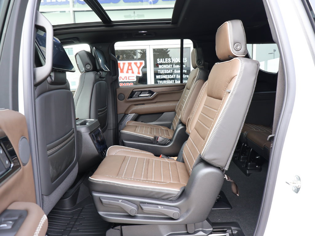 New 2026 GMC Yukon XL Denali Ultimate AWD/4WD image 28
