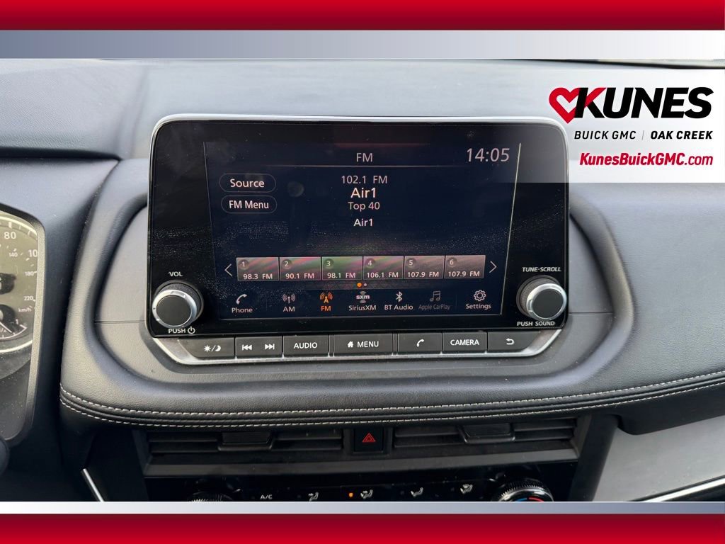 Used 2024 Nissan Rogue S image 8