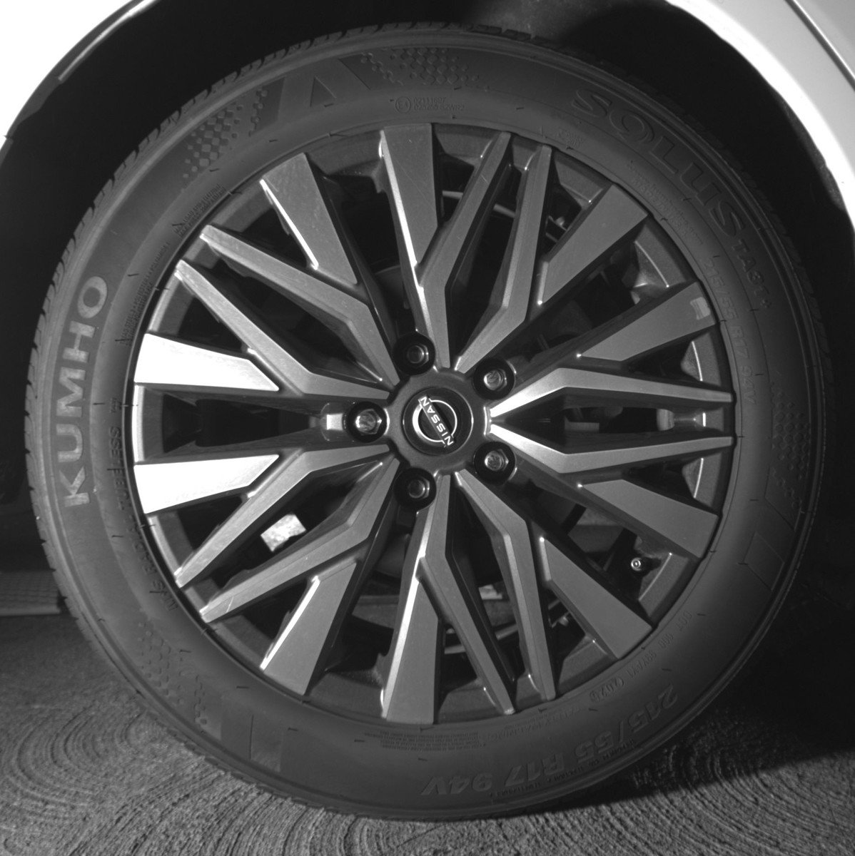 Used 2025 Nissan Altima 2.5 SV image 15