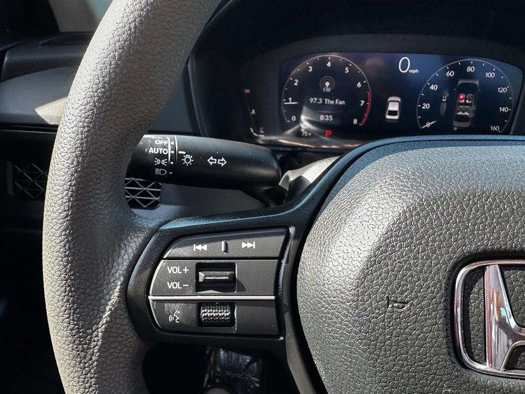 Used 2023 Honda Accord LX image 32