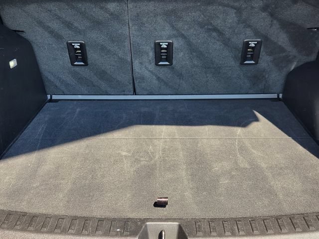 Used 2026 Chevrolet Equinox LT FWD image 32