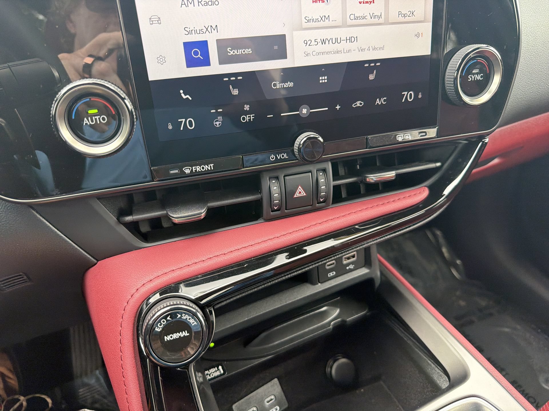 Used 2025 Lexus NX 350h AWD w/ Cold Area Package image 31