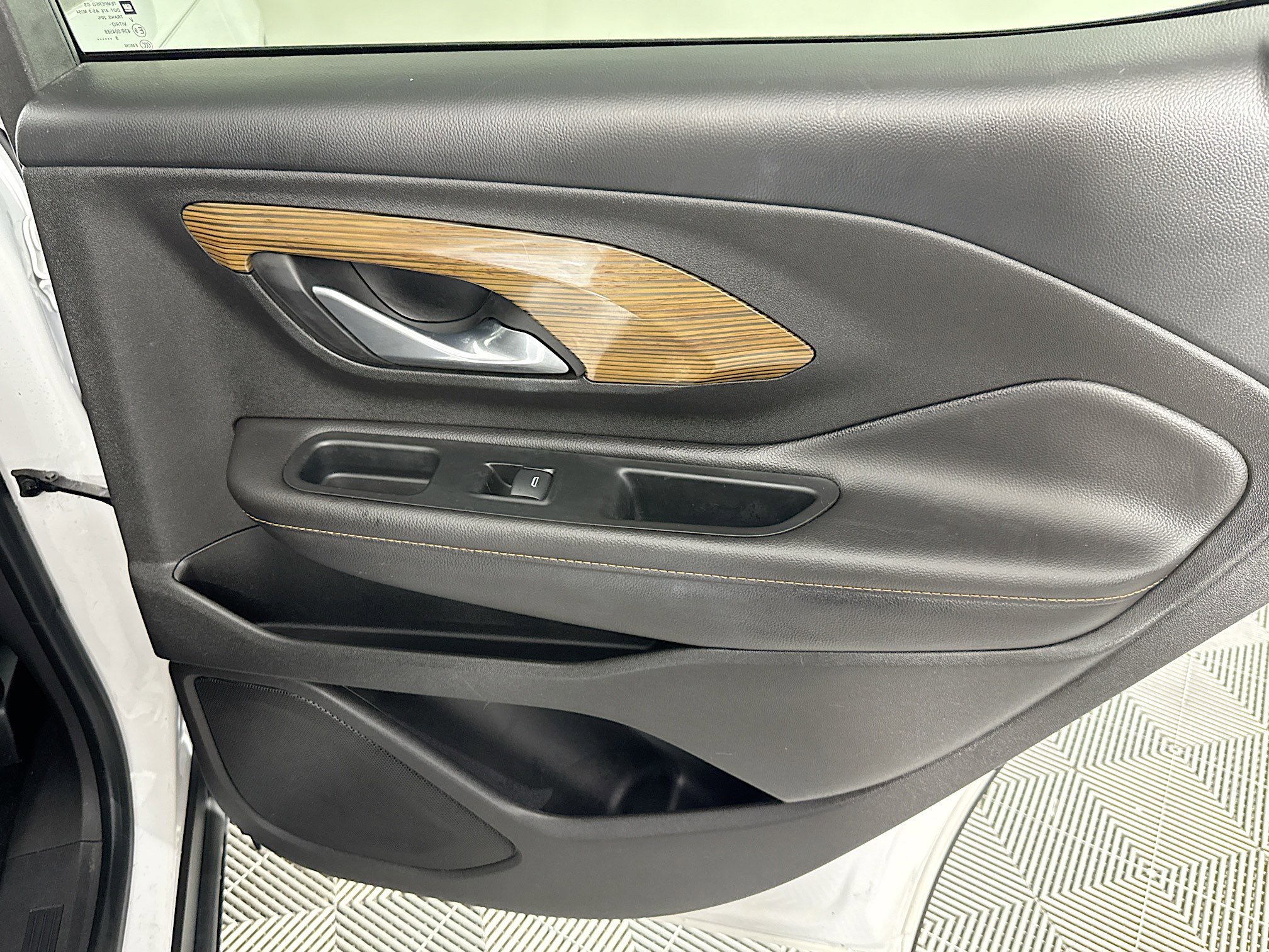 Used 2019 GMC Terrain SLE image 26