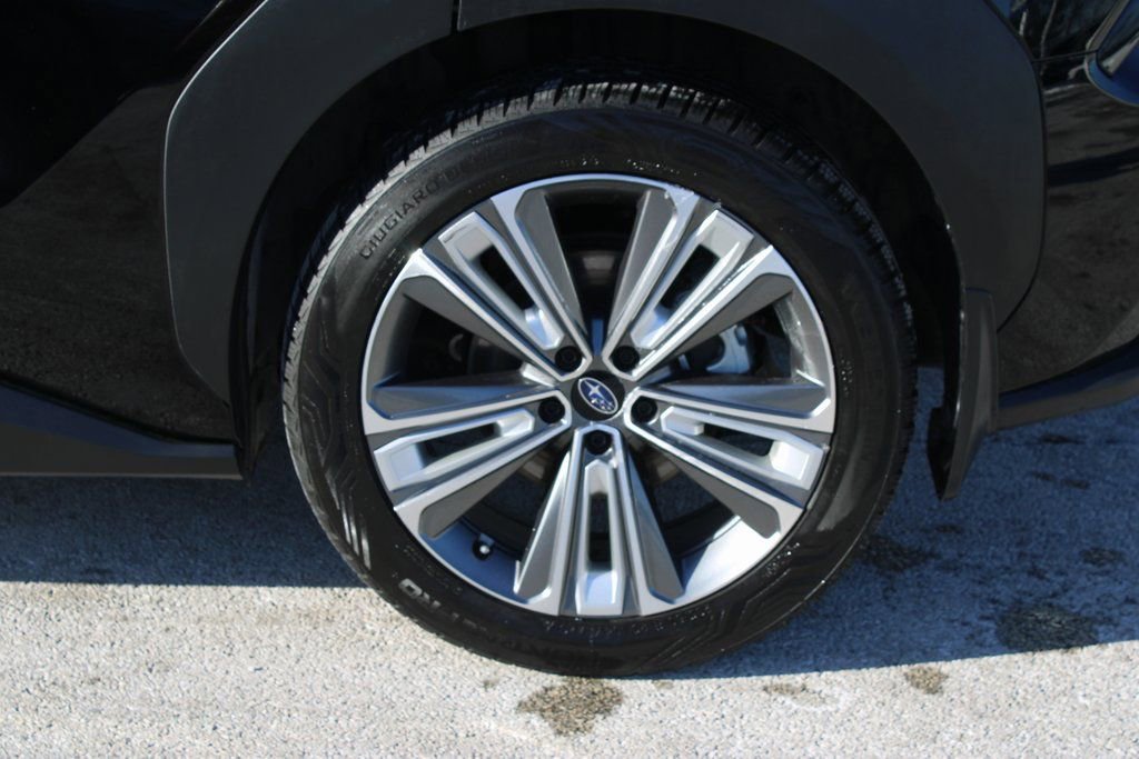 Used 2023 Subaru Solterra AWD image 32