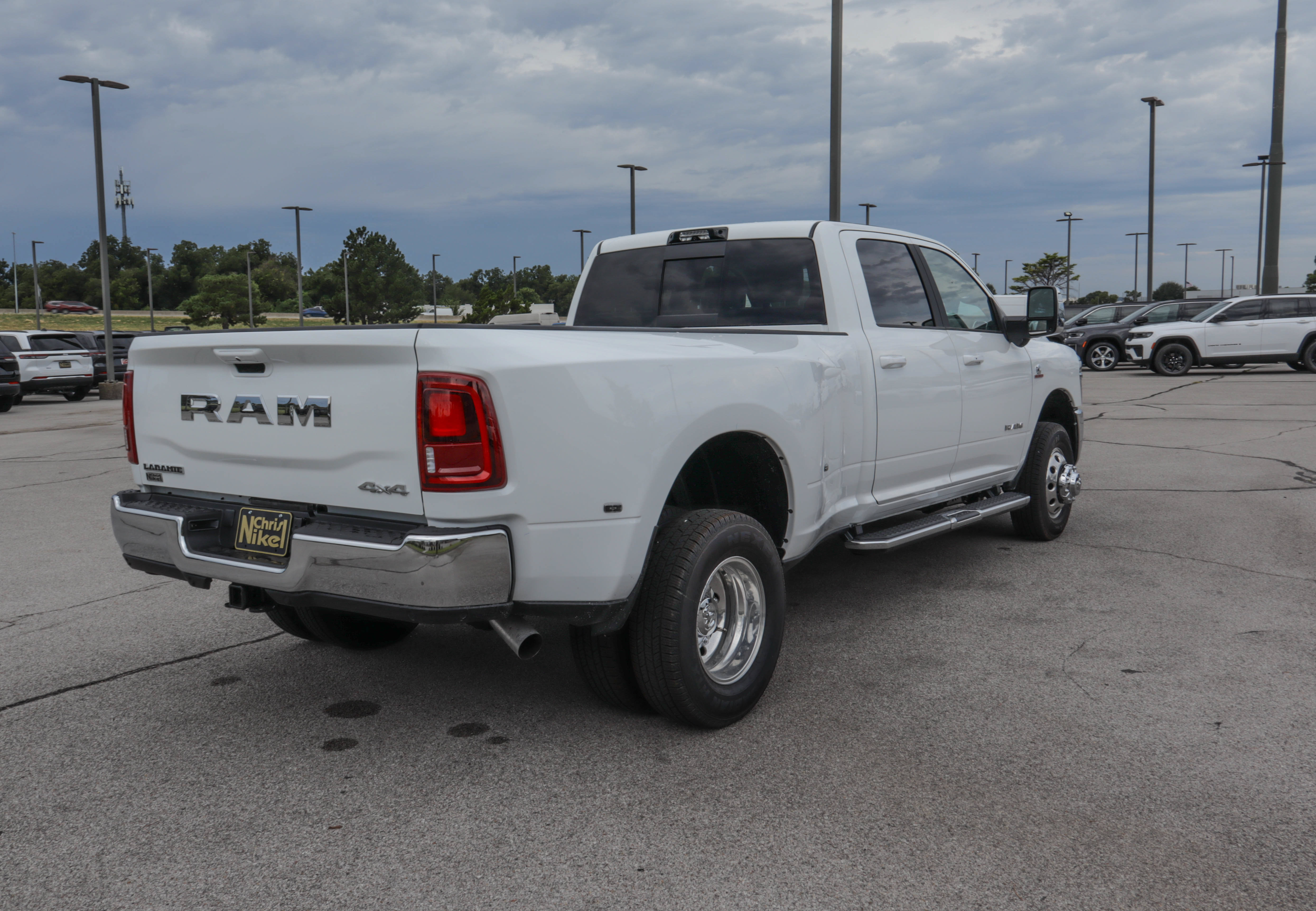 New 2027 RAM 3500 Laramie w/ Towing Technology Group AWD/4WD image 5