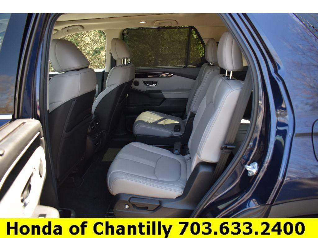 Used 2025 Honda Pilot Touring image 30