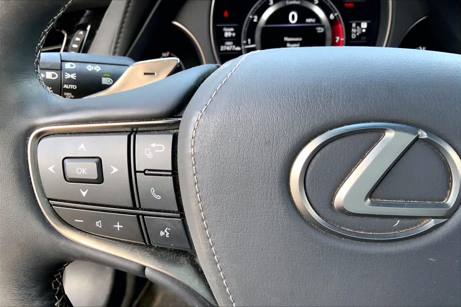 Certified 2022 Lexus LS 500 AWD w/ Interior Upgrade Package image 24