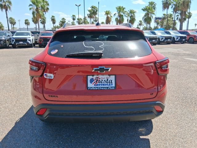 New 2026 Chevrolet Trax LT w/ Driver Confidence Package FWD image 6
