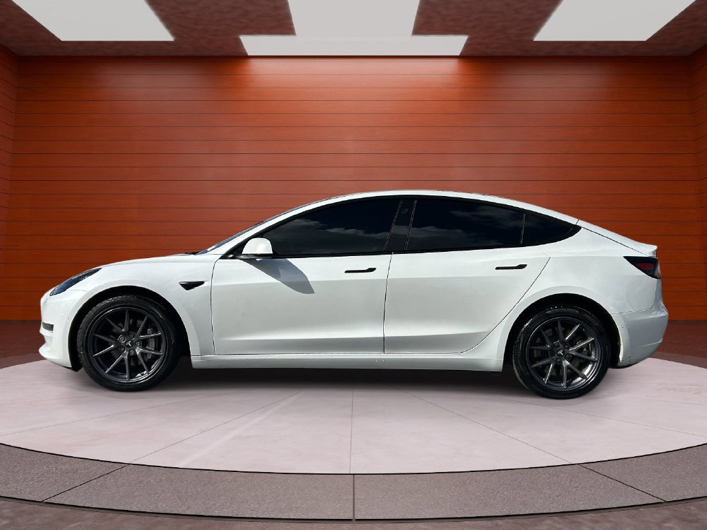 Used 2021 Tesla Model 3 Standard Range Plus RWD image 4