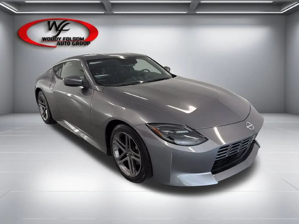 Used 2025 Nissan Z Sport w/ Floor Mat Package RWD image 3