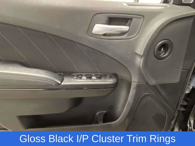 Used 2023 Dodge Charger SXT w/ Blacktop Package image 14