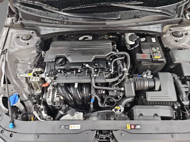 Used 2024 Hyundai Elantra SEL FWD image 31