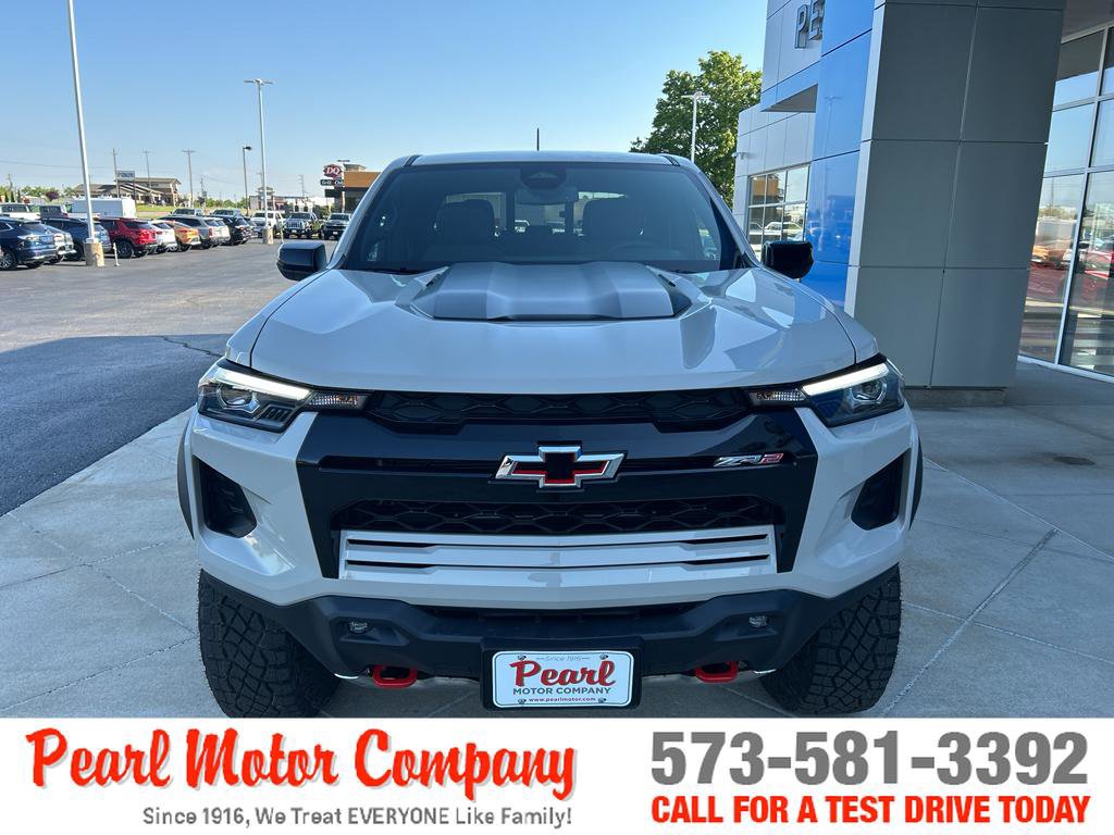 New 2026 Chevrolet Colorado ZR2 AWD/4WD image 2