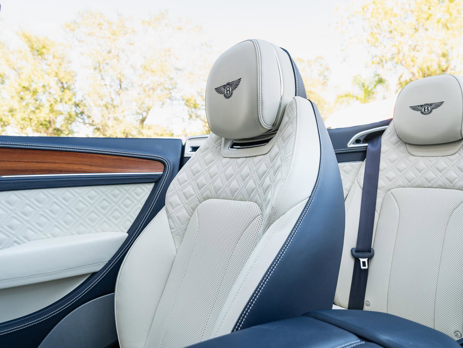 Used 2022 Bentley Continental GT image 18