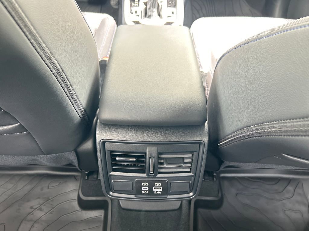 Used 2025 Subaru Forester Premium AWD/4WD image 29