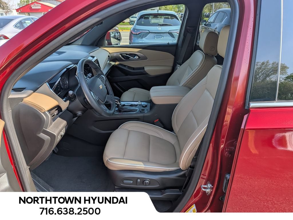 Used 2023 Chevrolet Traverse Premier w/ LPO, Floor Liner Package AWD/4WD image 2