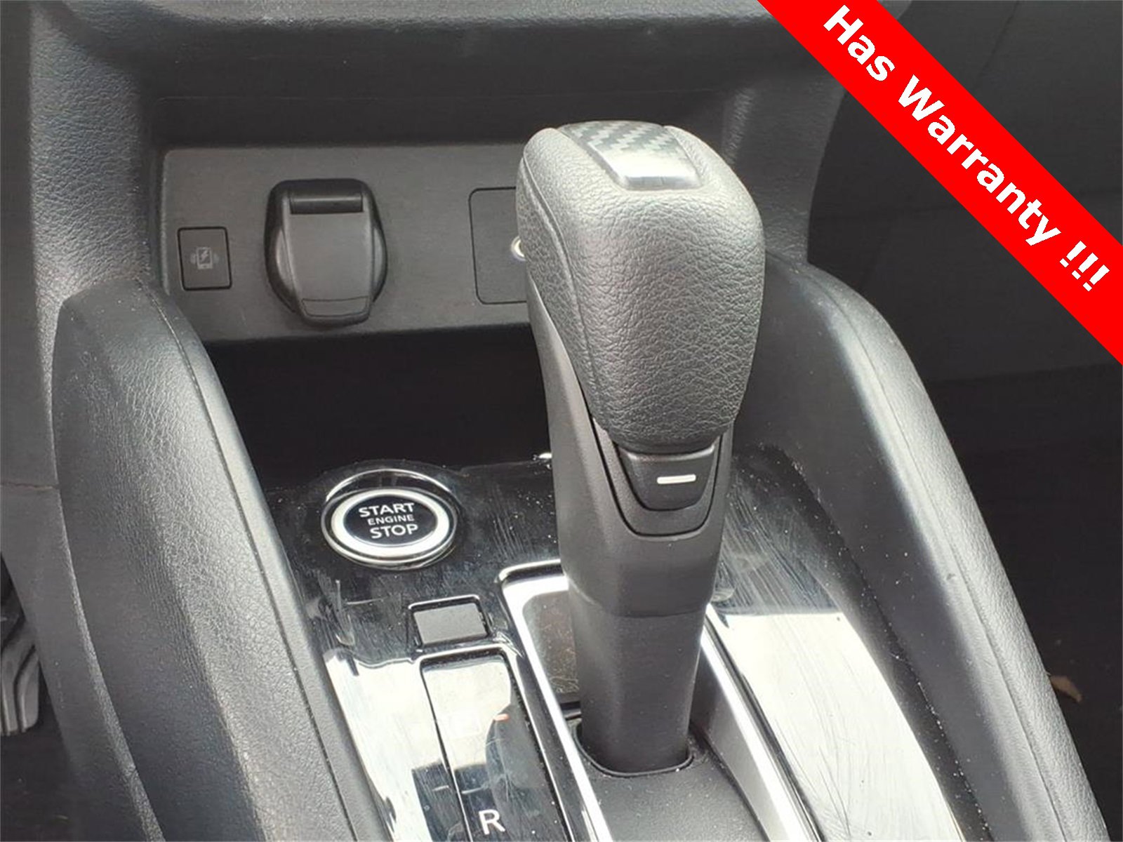 Used 2023 Nissan Versa SV image 21