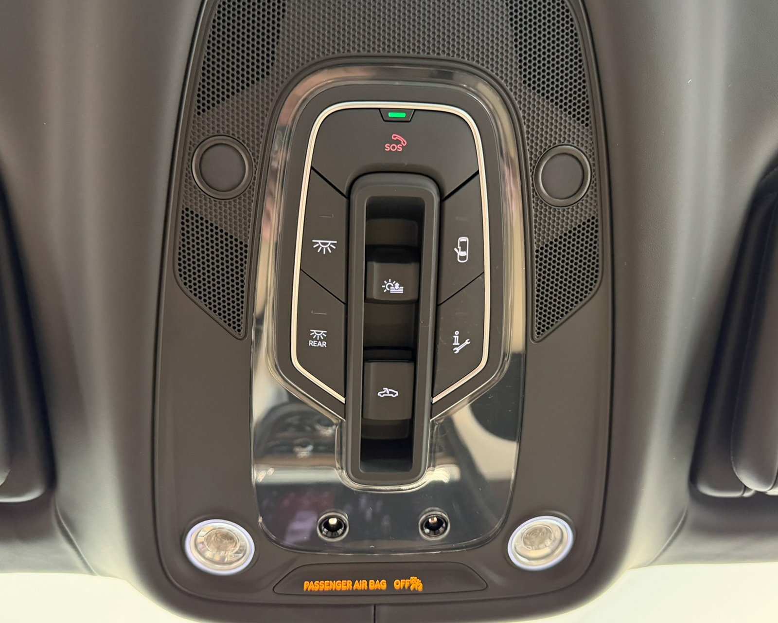 New 2026 Bentley Bentayga Extended Wheelbase AWD/4WD image 18