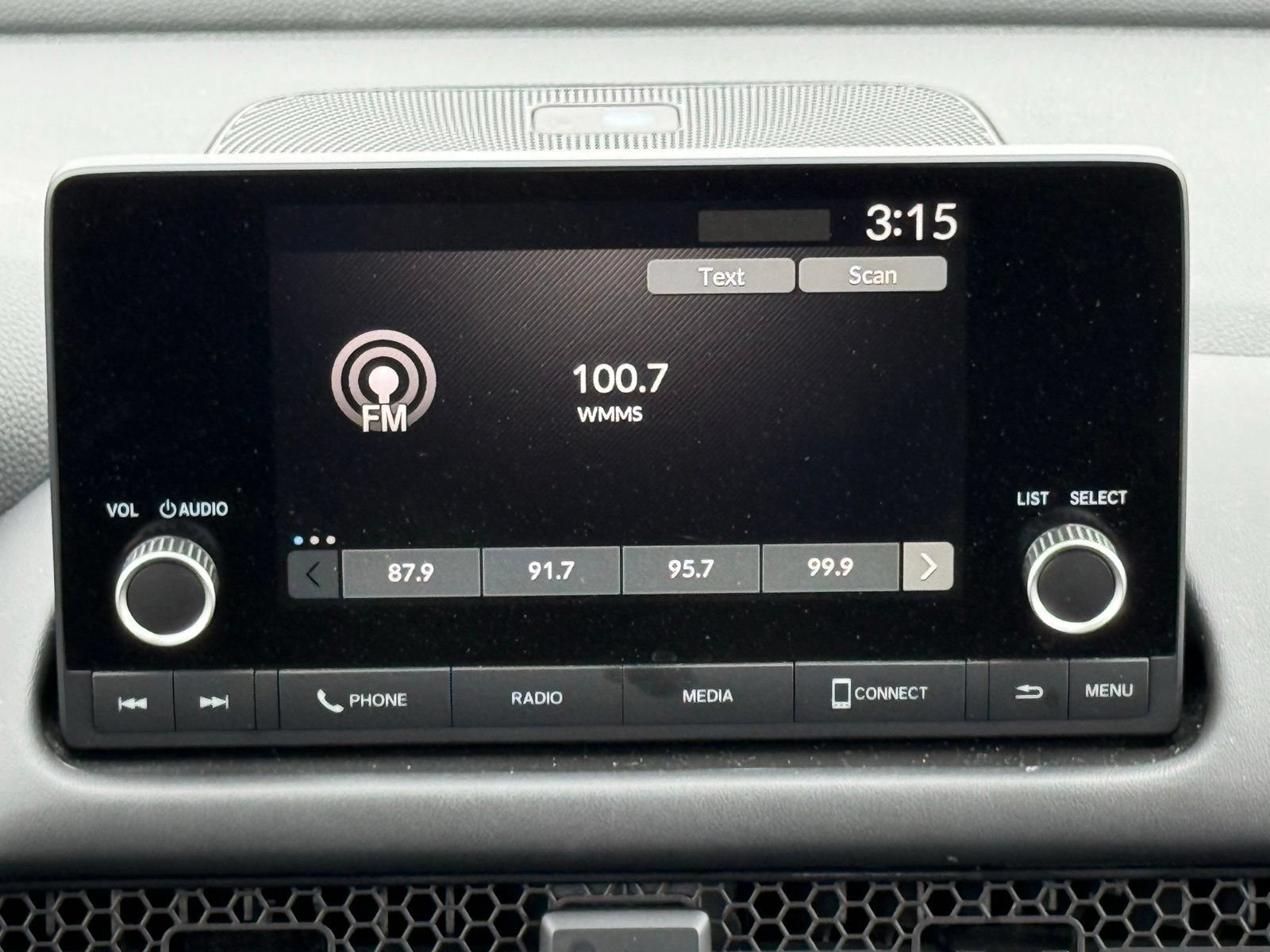Used 2024 Honda HR-V LX image 20