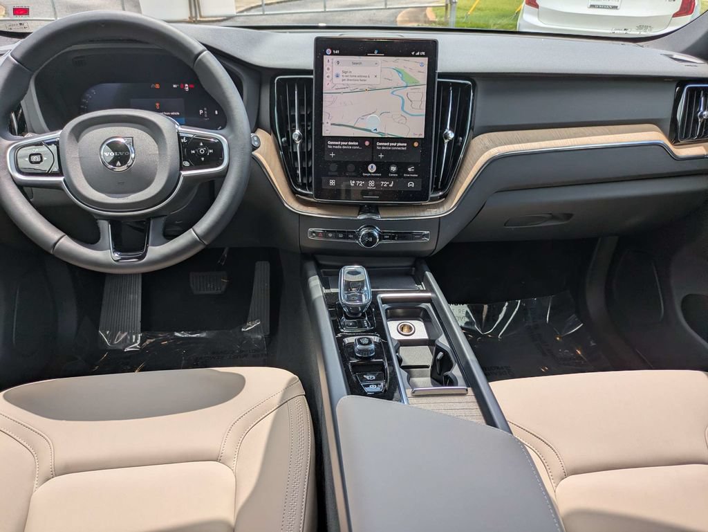 New 2026 Volvo XC60 B5 Plus w/ Protection Package Premier AWD/4WD image 16