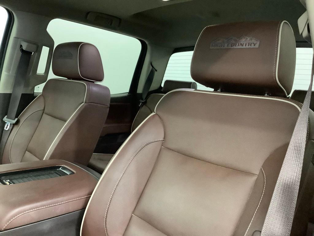 Used 2016 Chevrolet Silverado 2500 High Country w/ Duramax Plus Package image 13