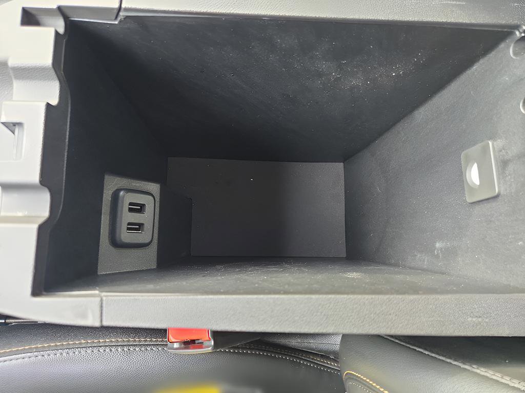 Used 2023 Chevrolet Equinox Premier image 37