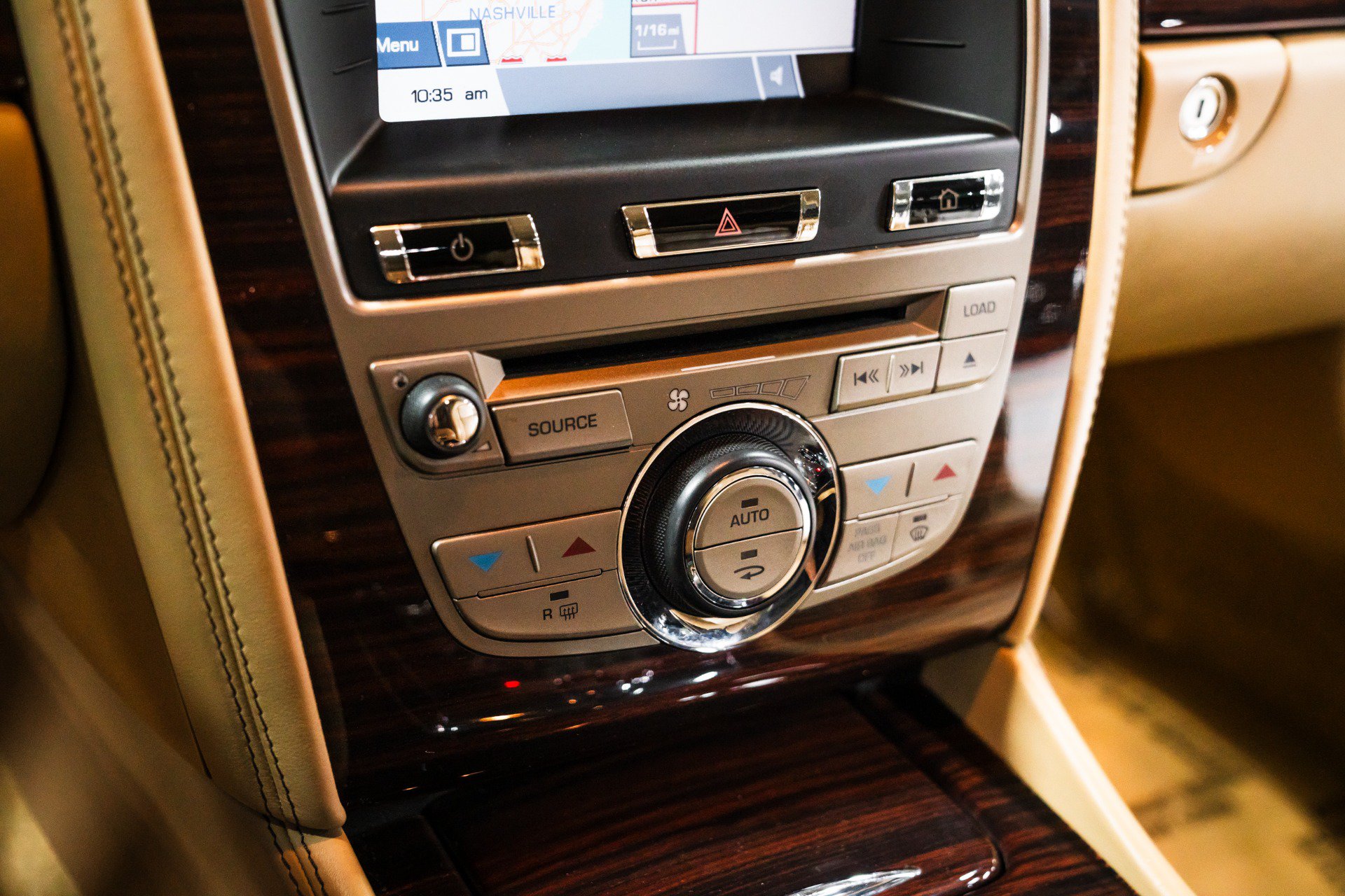 Used 2010 Jaguar XK Coupe RWD image 24
