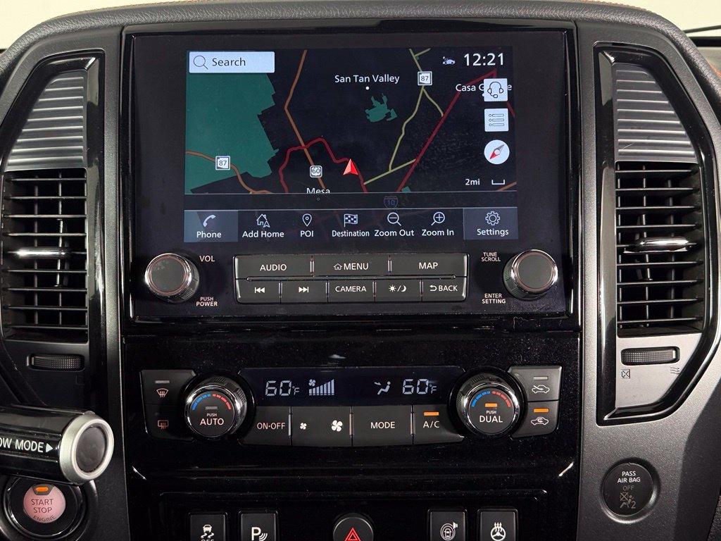 Used 2024 Nissan Titan PRO-4X w/ Pro-4x Convenience Package AWD/4WD image 16