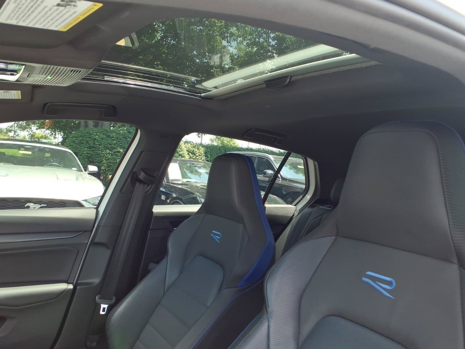 Used 2024 Volkswagen Golf R w/ MDO Package AWD/4WD image 26