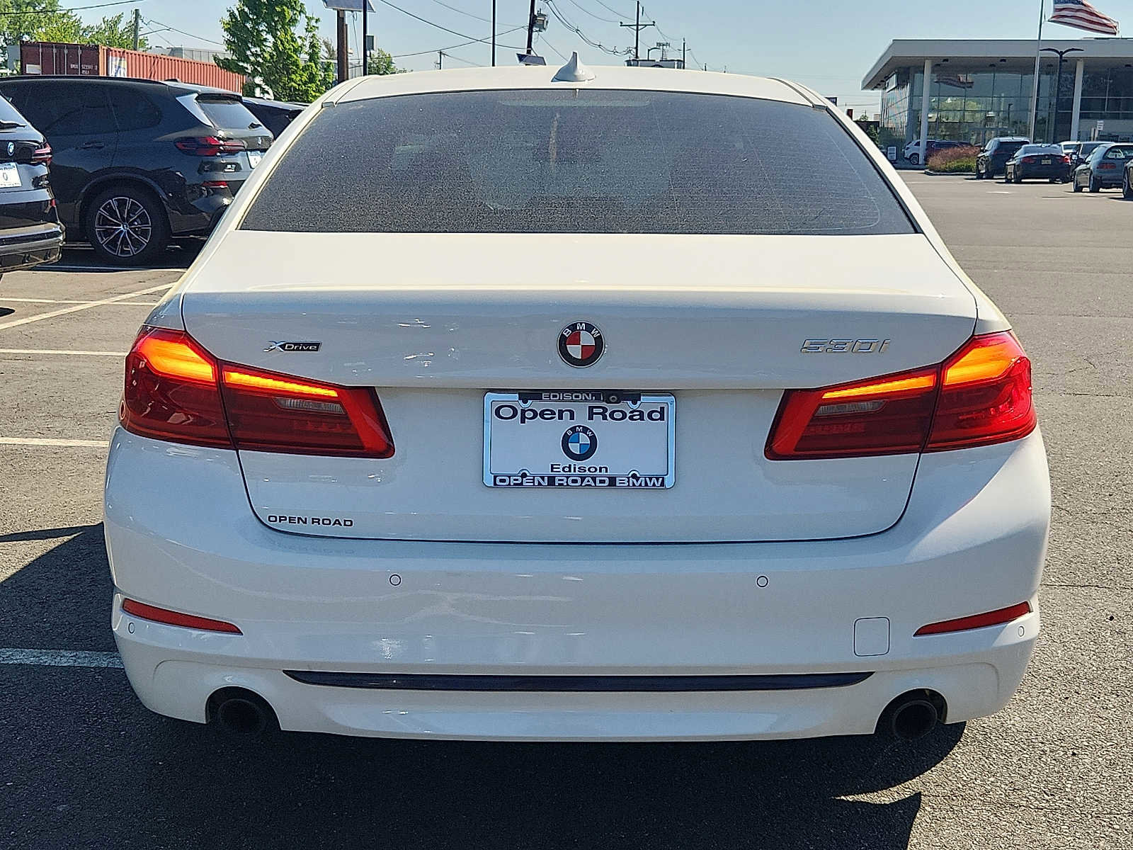 Used 2019 BMW 530i xDrive w/ Convenience Package AWD/4WD image 5