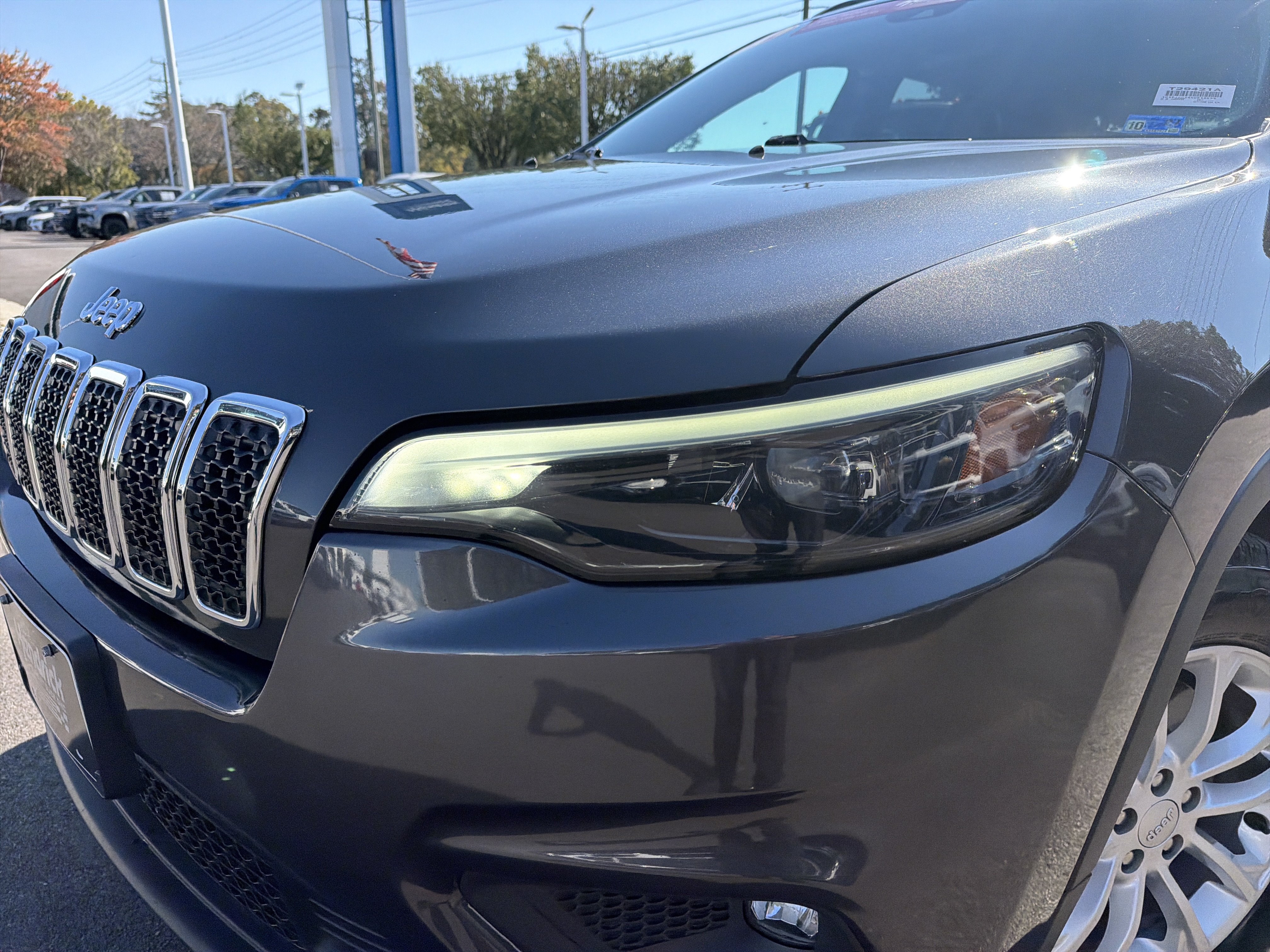Used 2022 Jeep Cherokee Latitude Lux AWD/4WD image 6