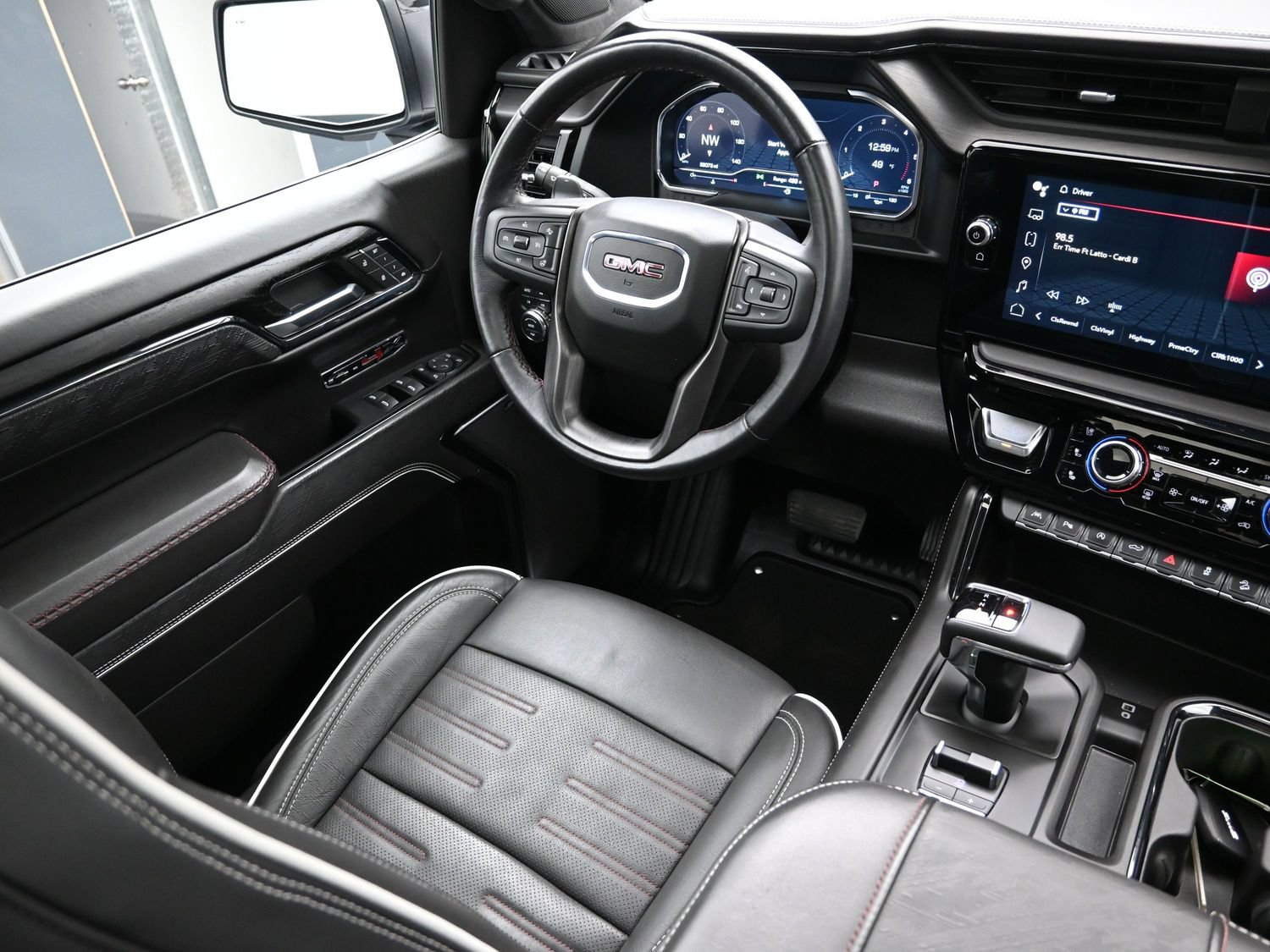 Used 2024 GMC Sierra 1500 AT4X AWD/4WD image 24